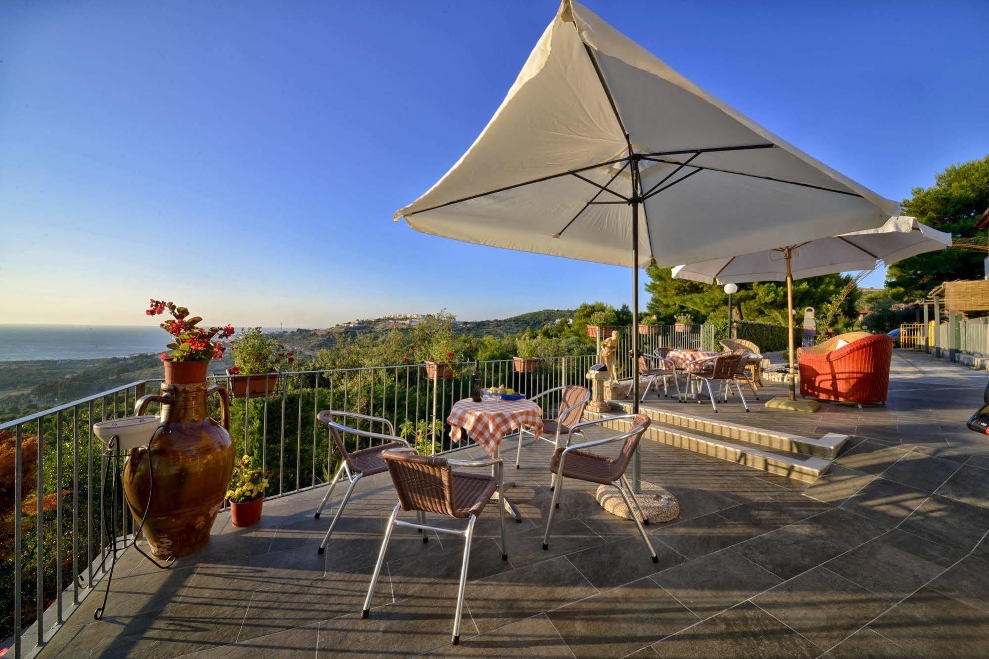 B&B Villa Nicoletta เปสคีชี ภายนอก รูปภาพ